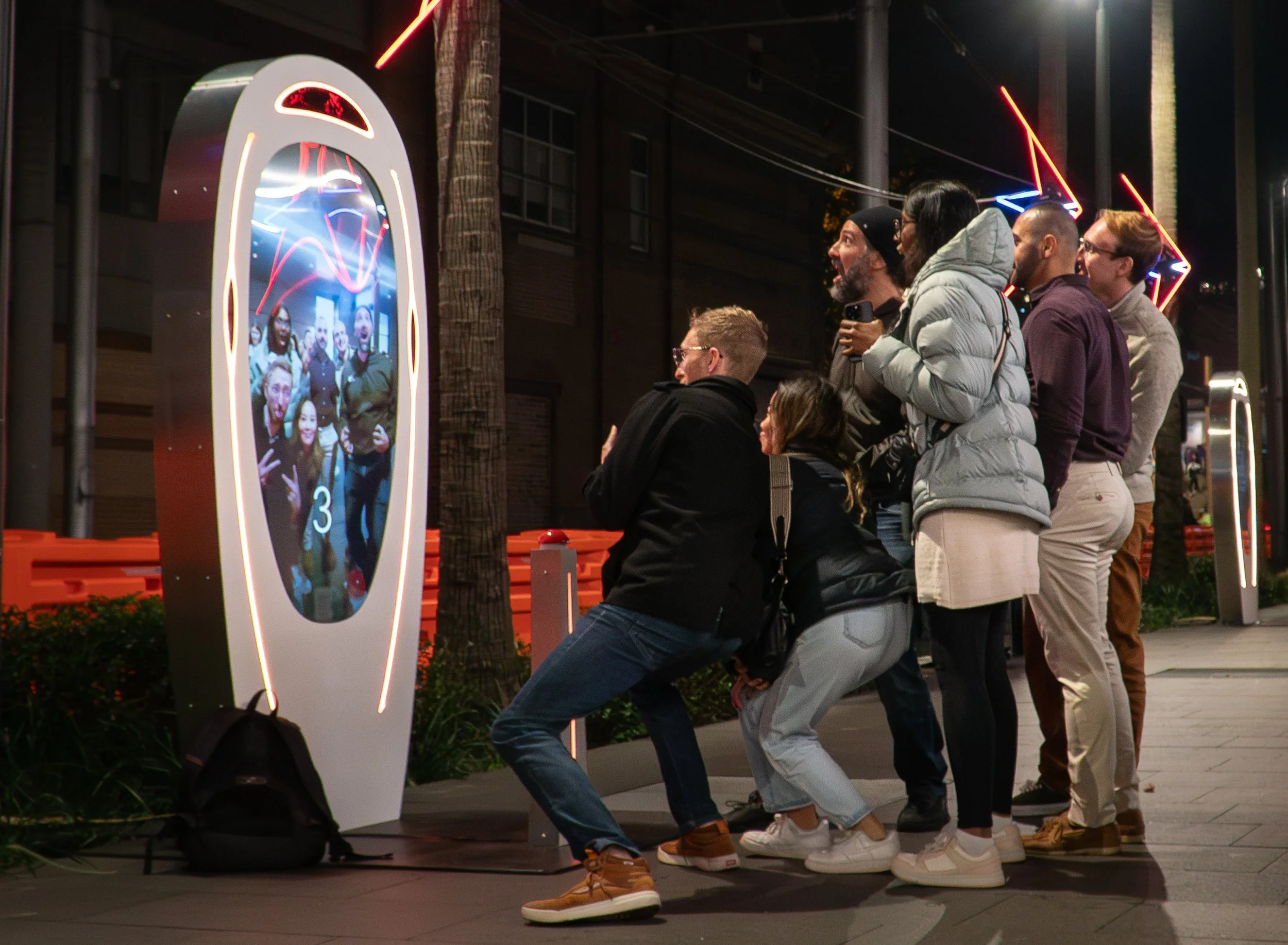 Chairwave y los Poem Booths brillan en Vivid Sydney 2024